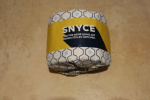 Dies ist ein Foto von einer Toilettenpapierrolle Snyce der Firma Snyce