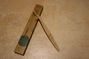 Dies ist ein Foto von einer Bambus Zahnbürste der Firma Croll und Denecke